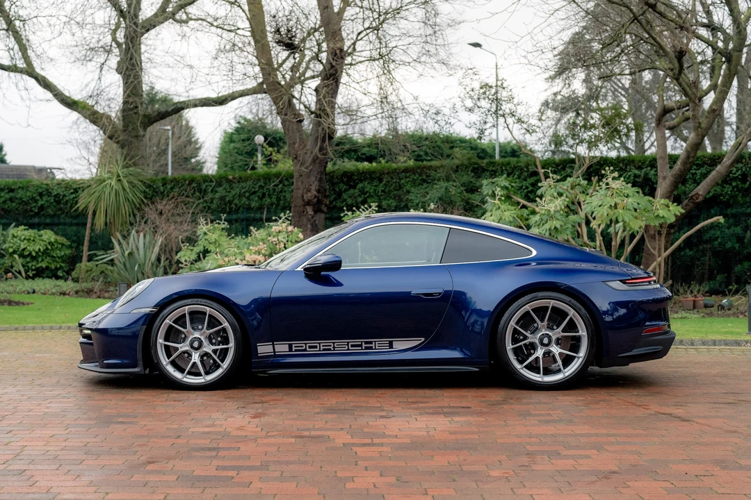 2022 Porsche 992 GT3 - Image 5 of 31