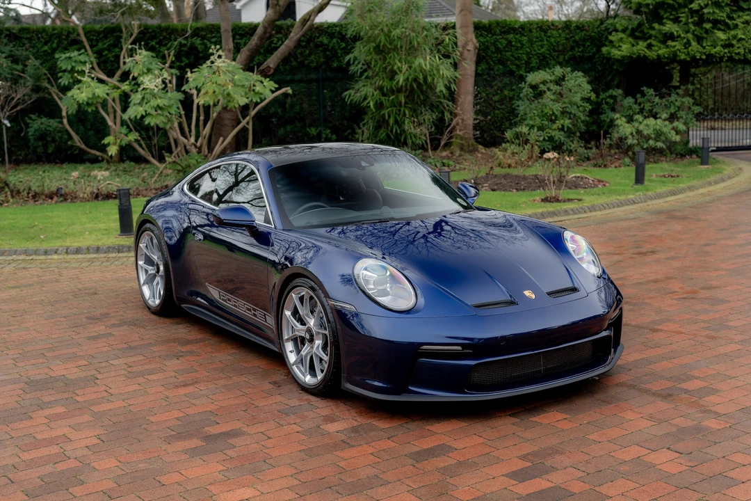 2022 Porsche 992 GT3 - Image 17 of 31