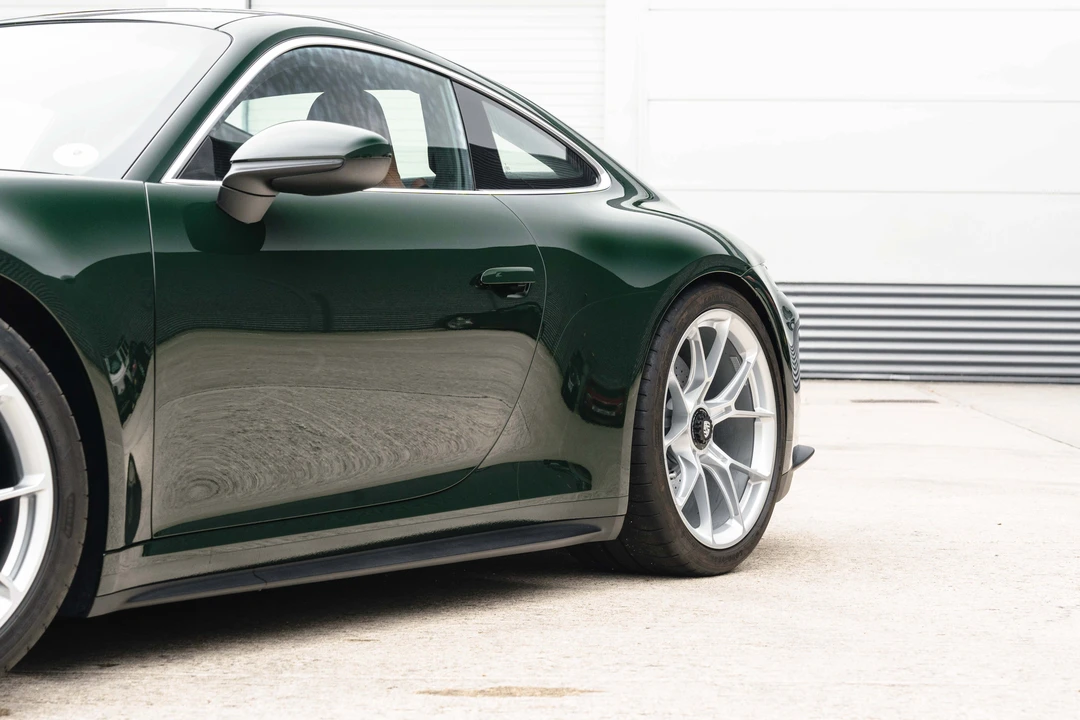 2022 Porsche 992 GT3 - Image 27 of 31