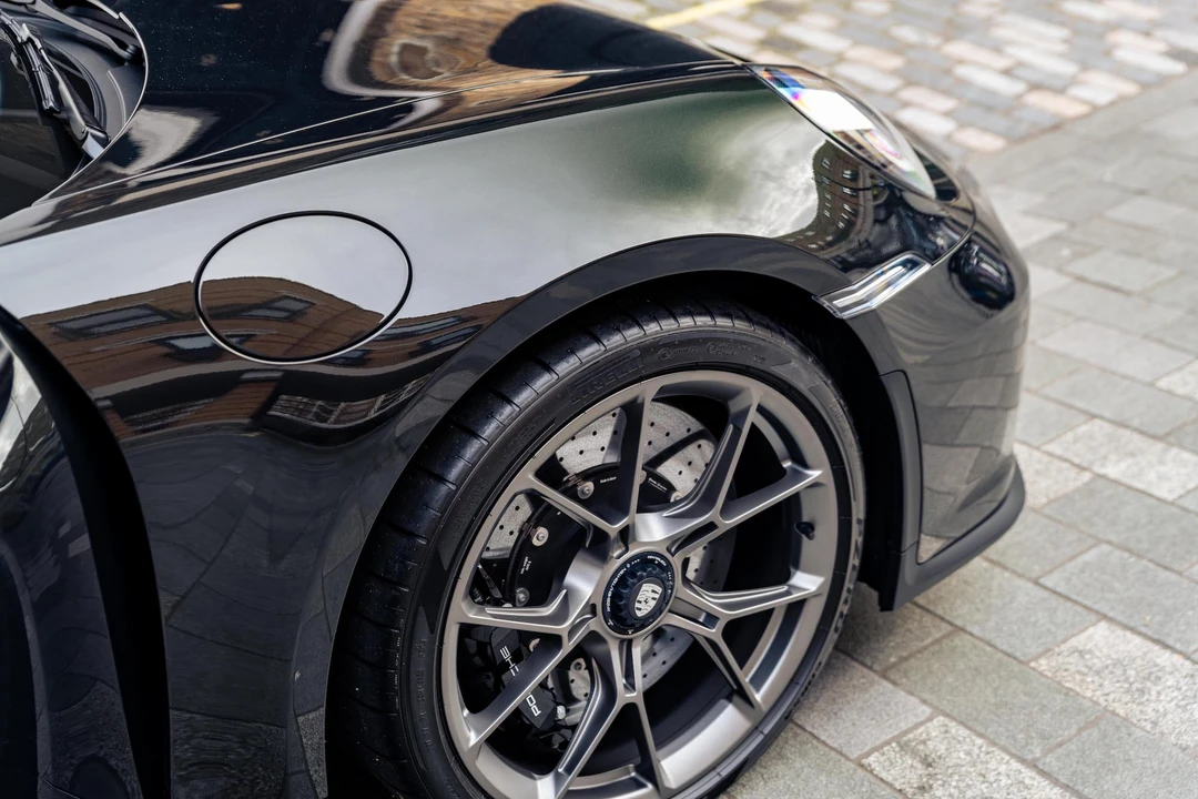 2022 Porsche 992 GT3 - Image 14 of 31