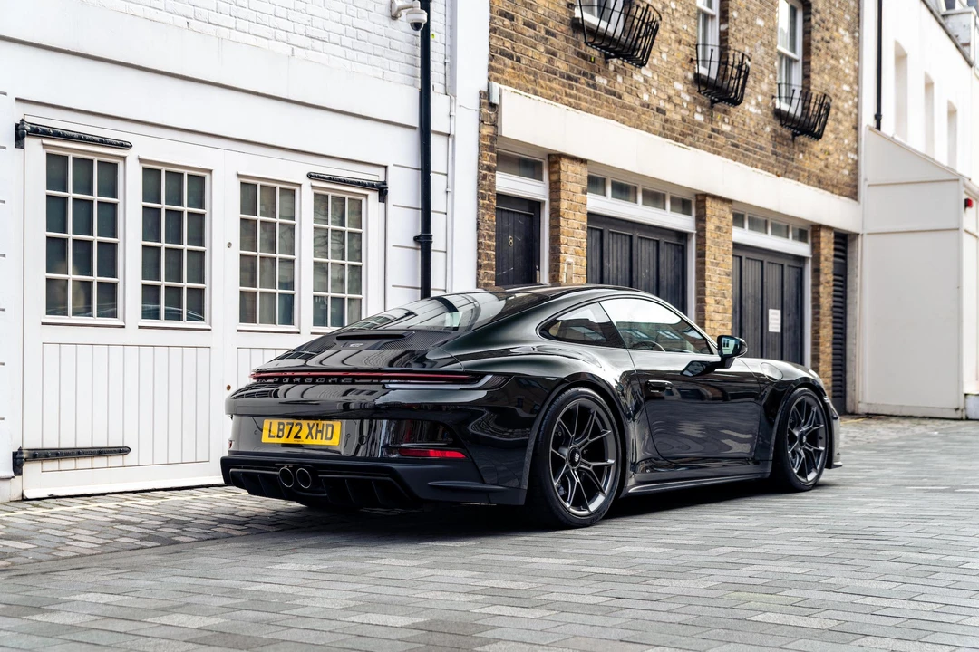 2022 Porsche 992 GT3 - Image 19 of 31