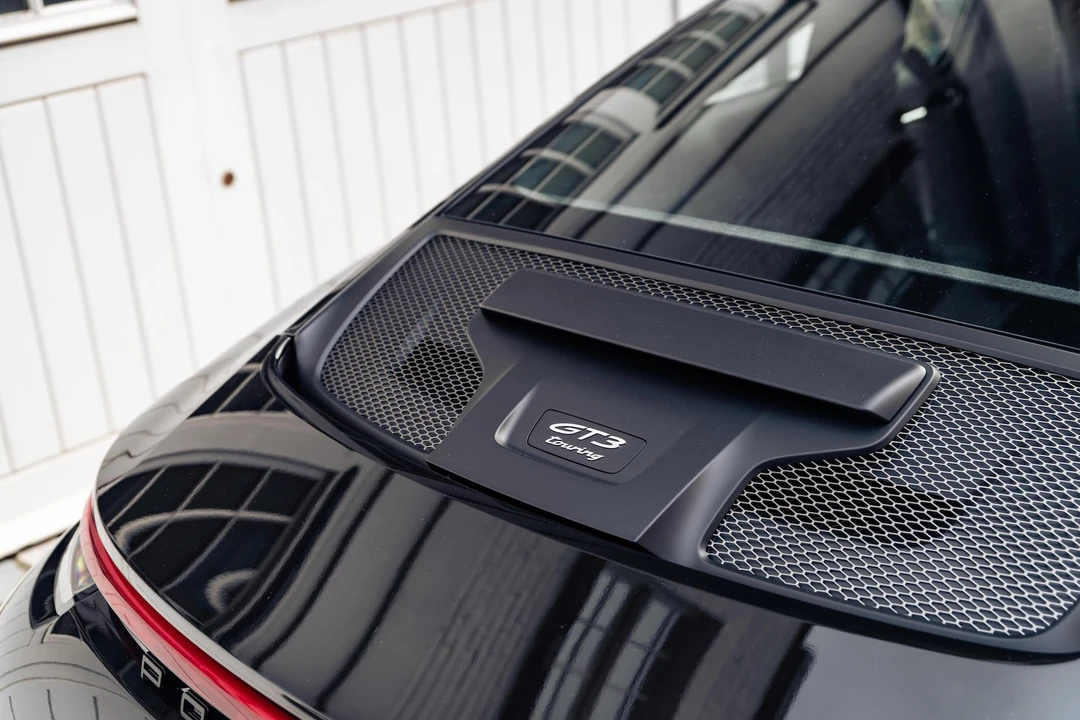 2022 Porsche 992 GT3 - Image 20 of 31