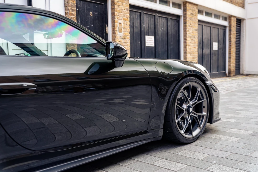 2022 Porsche 992 GT3 - Image 25 of 31
