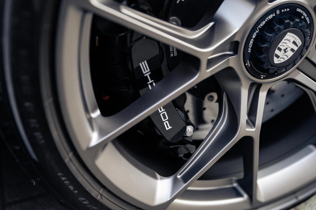 2022 Porsche 992 GT3 - Image 26 of 31
