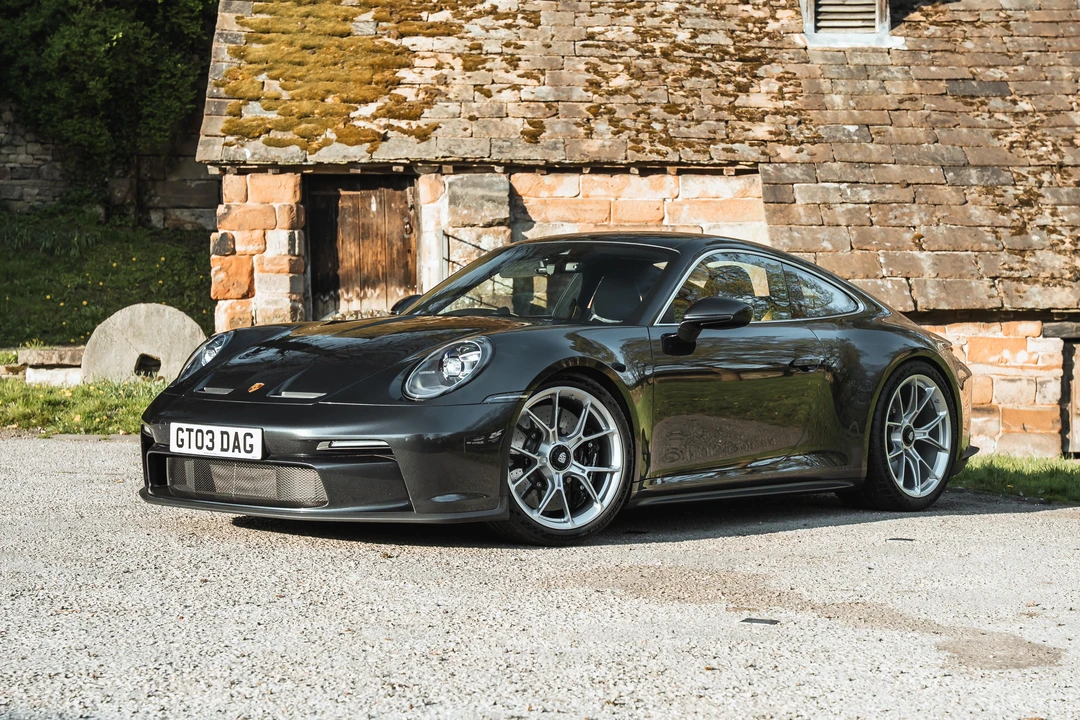 2022 Porsche 992 GT3 - Image 9 of 31