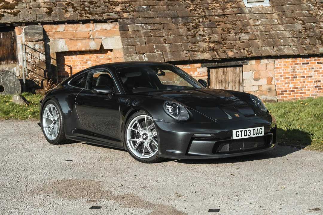 2022 Porsche 992 GT3 - Image 17 of 31