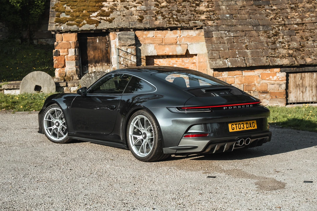 2022 Porsche 992 GT3 - Image 13 of 31