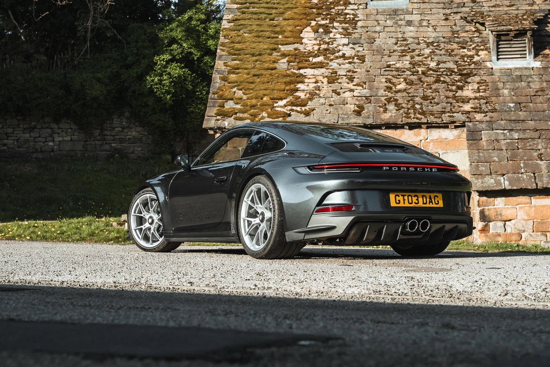 2022 Porsche 992 GT3 - Image 19 of 31