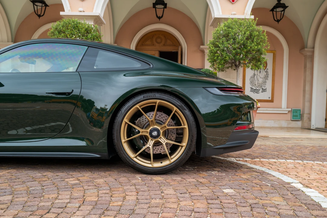 2022 Porsche 992 GT3 - Image 27 of 31