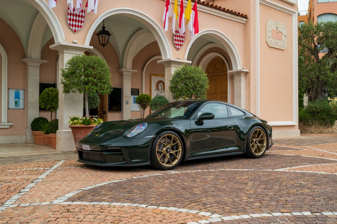 2022 Porsche 992 GT3 - Image 3 of 31
