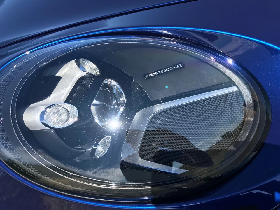 2022 Porsche 992 GT3 - Image 15 of 19