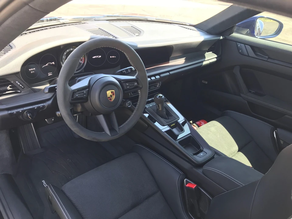 2022 Porsche 992 GT3 - Image 14 of 19