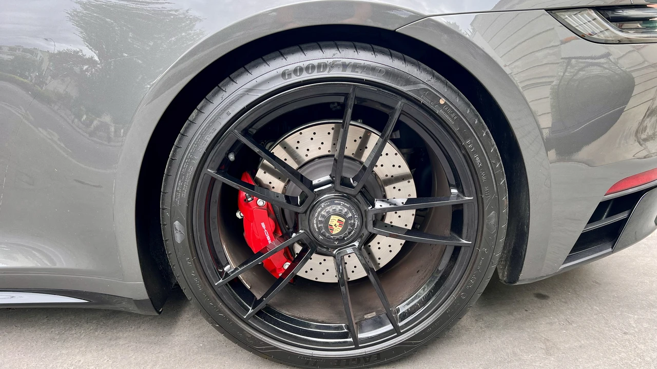 2022 Porsche 992 Carrera - Image 23 of 31