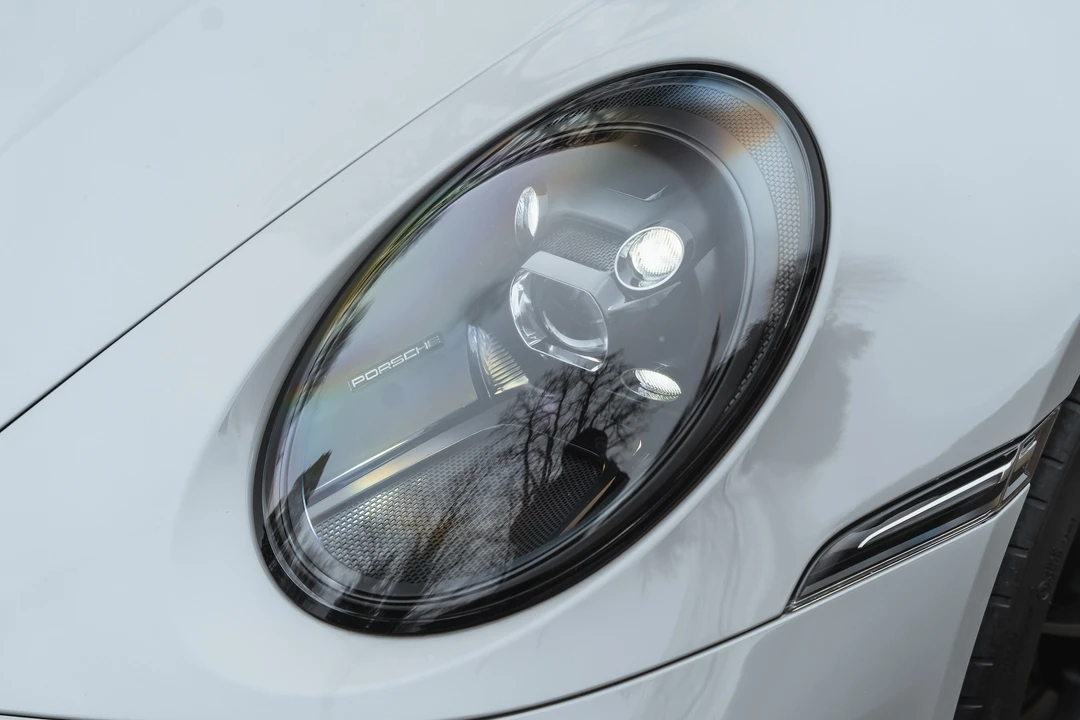 2022 Porsche 992 Carrera - Image 21 of 31