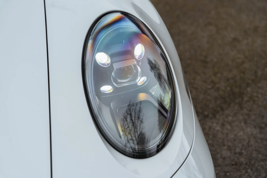 2022 Porsche 992 Carrera - Image 23 of 31