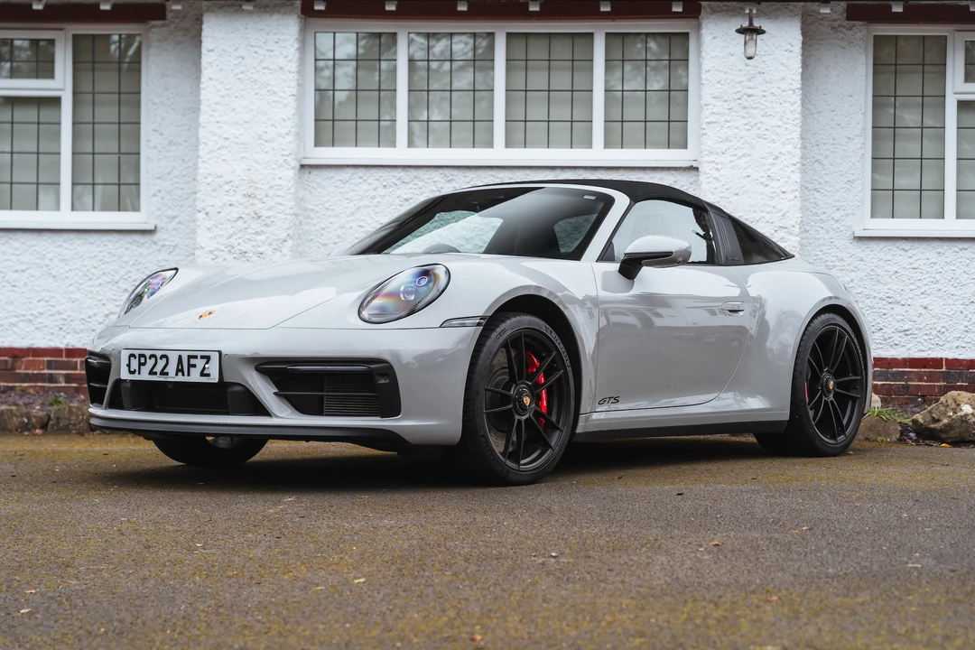2022 Porsche 992 Carrera - Image 12 of 31