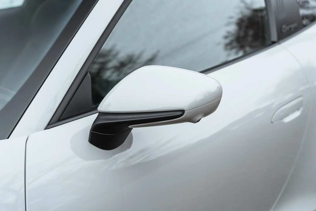 2022 Porsche 992 Carrera - Image 27 of 31