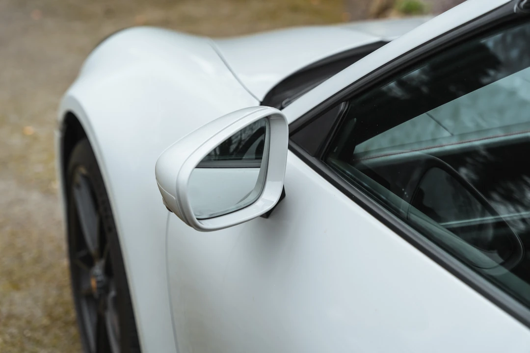 2022 Porsche 992 Carrera - Image 28 of 31