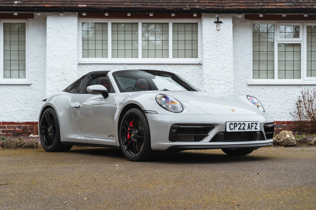2022 Porsche 992 Carrera - Image 19 of 31