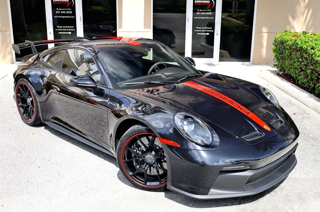2022 Porsche 992 GT3 - Image 2 of 21