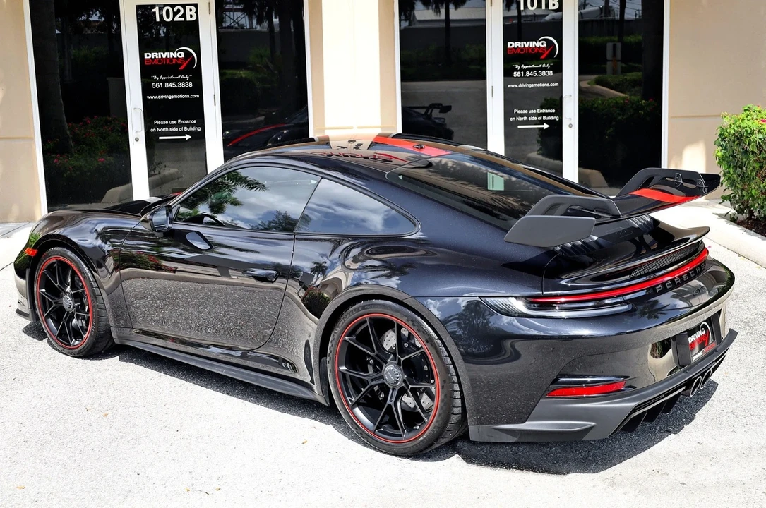 2022 Porsche 992 GT3 - Image 8 of 21