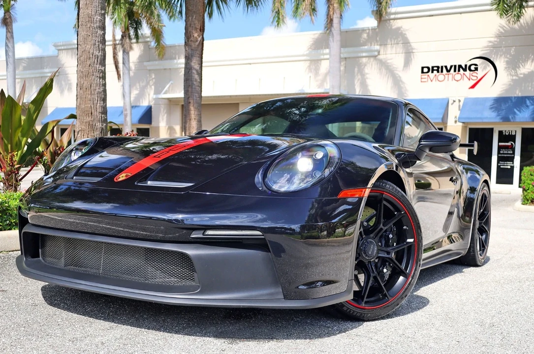 2022 Porsche 992 GT3 - Image 15 of 21