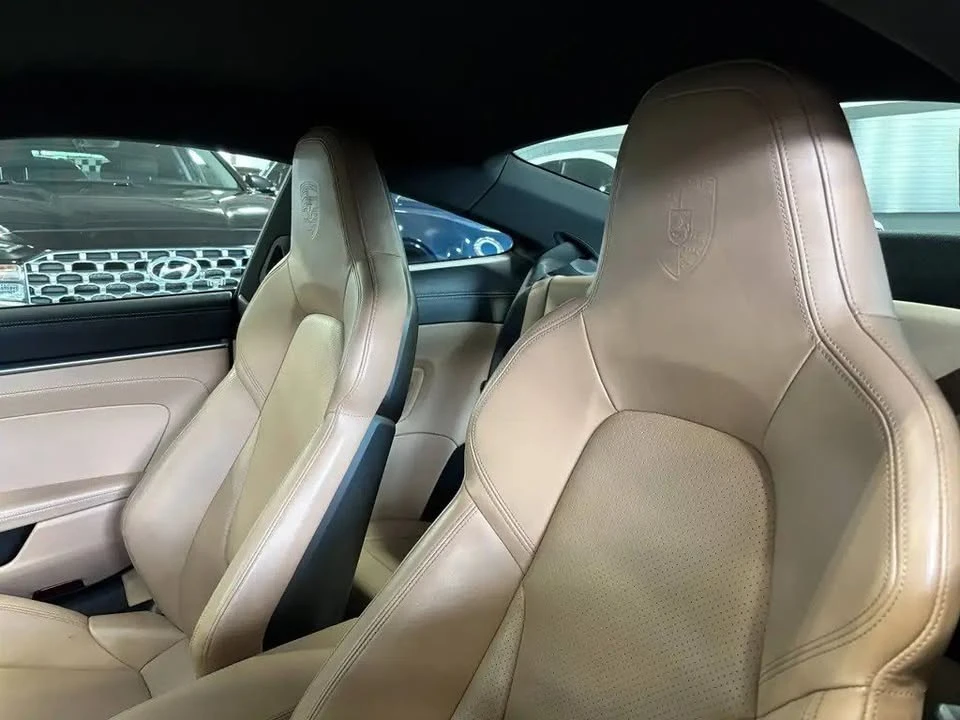 2022 Porsche 992 Carrera 4 - Image 6 of 6
