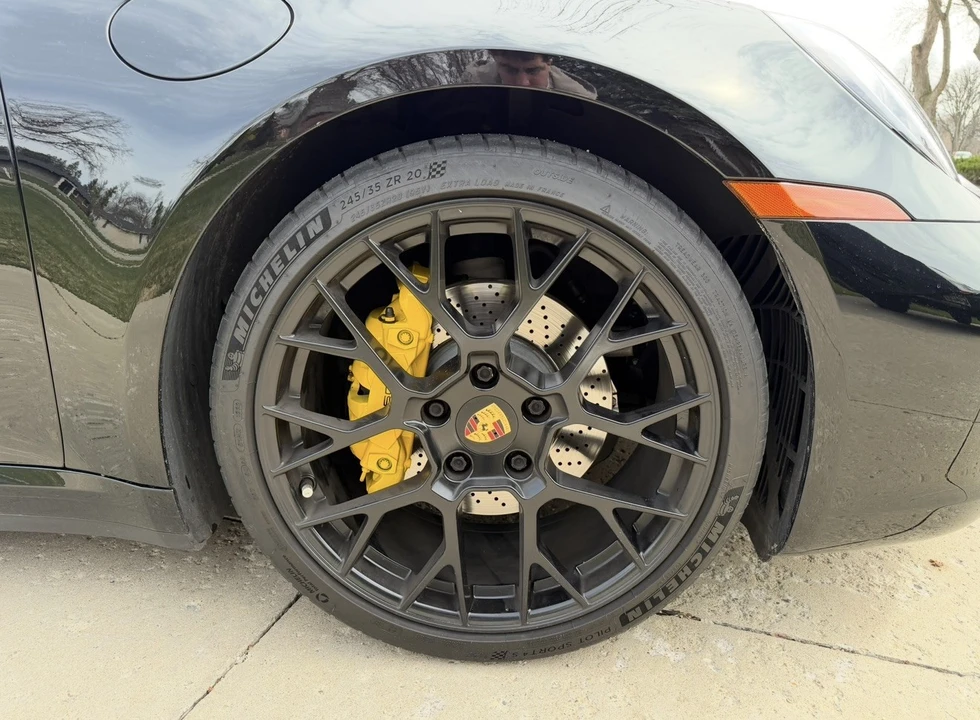 2022 Porsche 992 Carrera 4 - Image 15 of 17