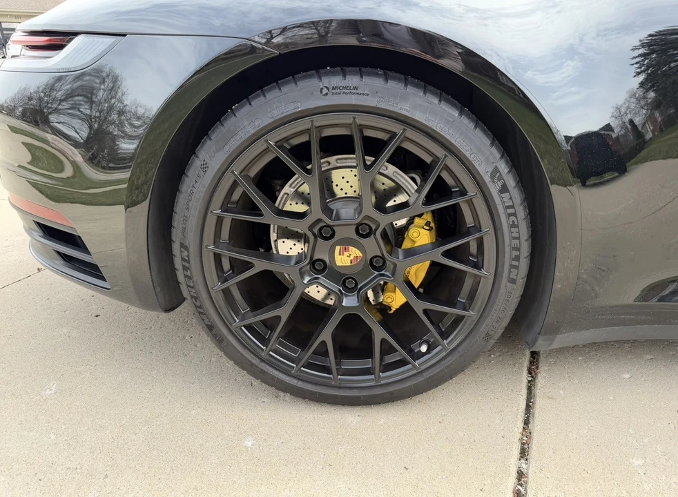 2022 Porsche 992 Carrera 4 - Image 14 of 17