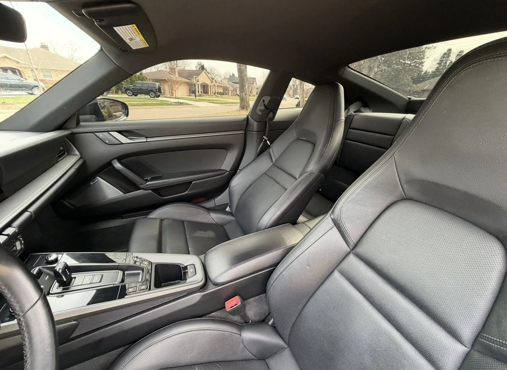 2022 Porsche 992 Carrera 4 - Image 12 of 17