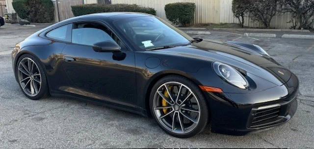 2022 Porsche 992 Carrera 4 - Image 5 of 9