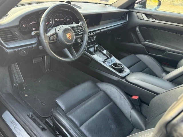 2022 Porsche 992 Carrera 4 - Image 3 of 9