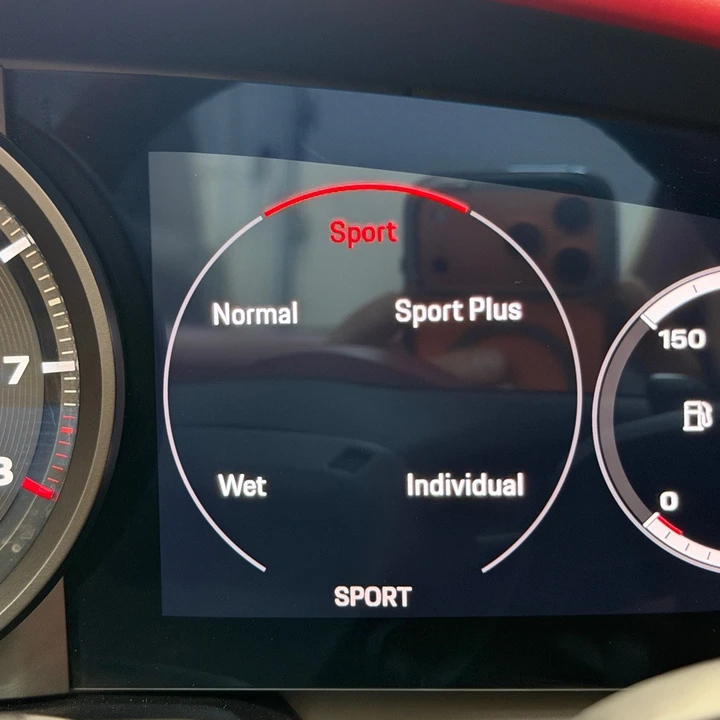 2022 Porsche 992 Carrera 4S - Image 30 of 31