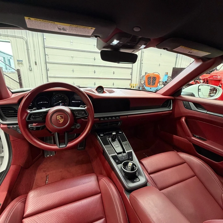 2022 Porsche 992 Carrera 4S - Image 11 of 31