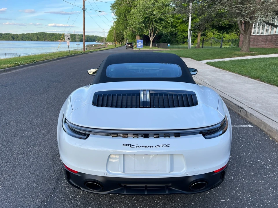 2022 Porsche 992 Carrera GTS - Image 14 of 31