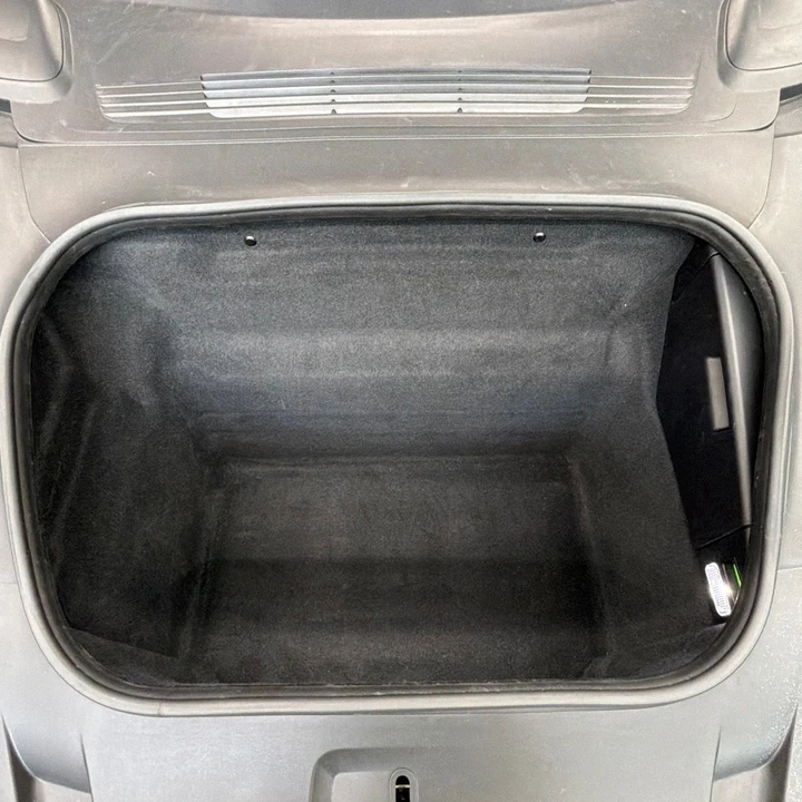 2022 Porsche - Image 27 of 31