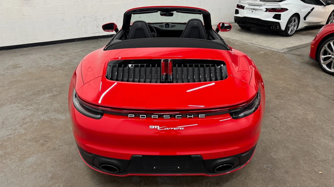 2022 Porsche 992 Carrera - Image 18 of 21