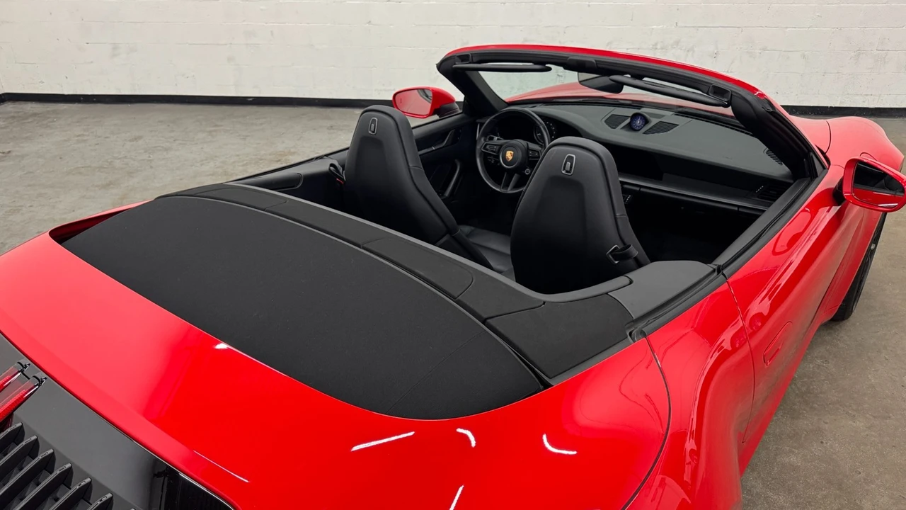 2022 Porsche 992 Carrera - Image 12 of 21