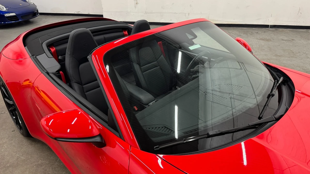 2022 Porsche 992 Carrera - Image 9 of 21