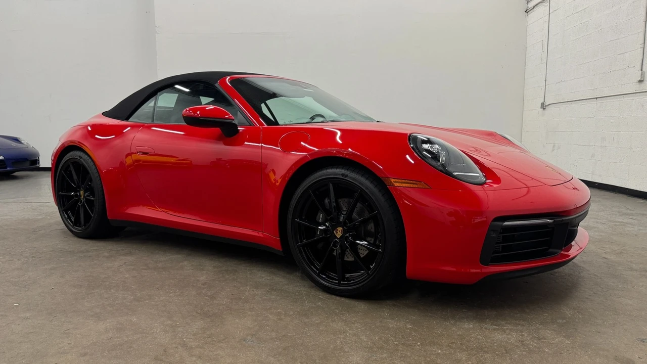2022 Porsche 992 Carrera - Image 2 of 21