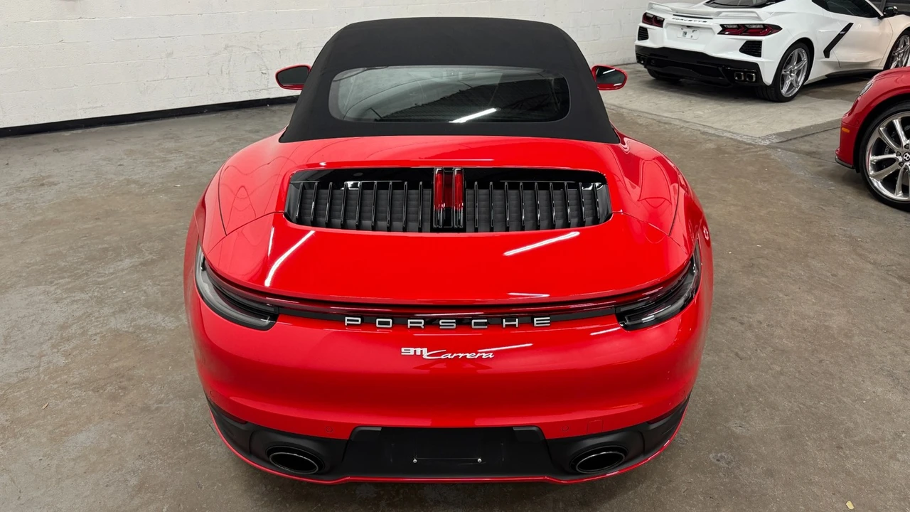 2022 Porsche 992 Carrera - Image 19 of 21