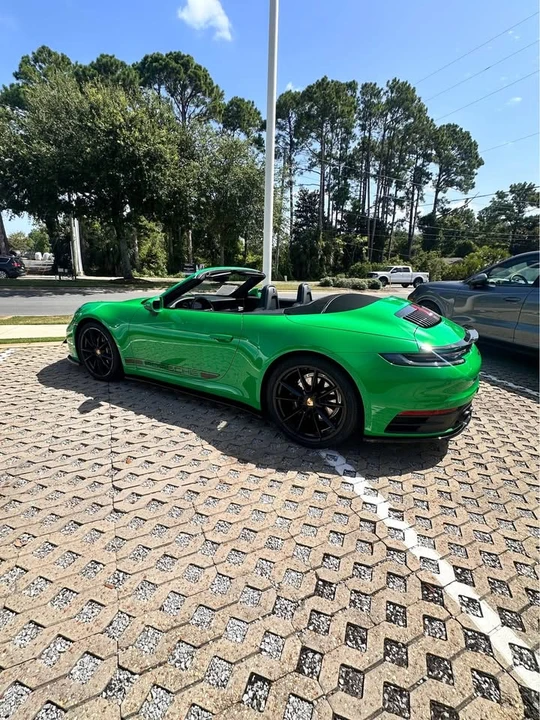 2022 Porsche 992 Carrera - Image 2 of 7