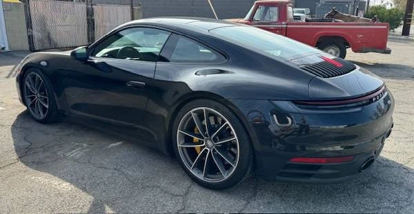 2022 Porsche 992 Carrera 4 - Image 9 of 10