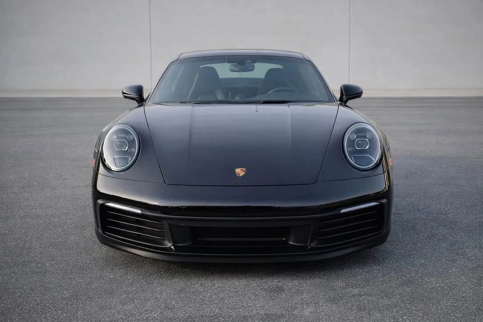 2022 Porsche 992 Carrera 4 - Image 4 of 14