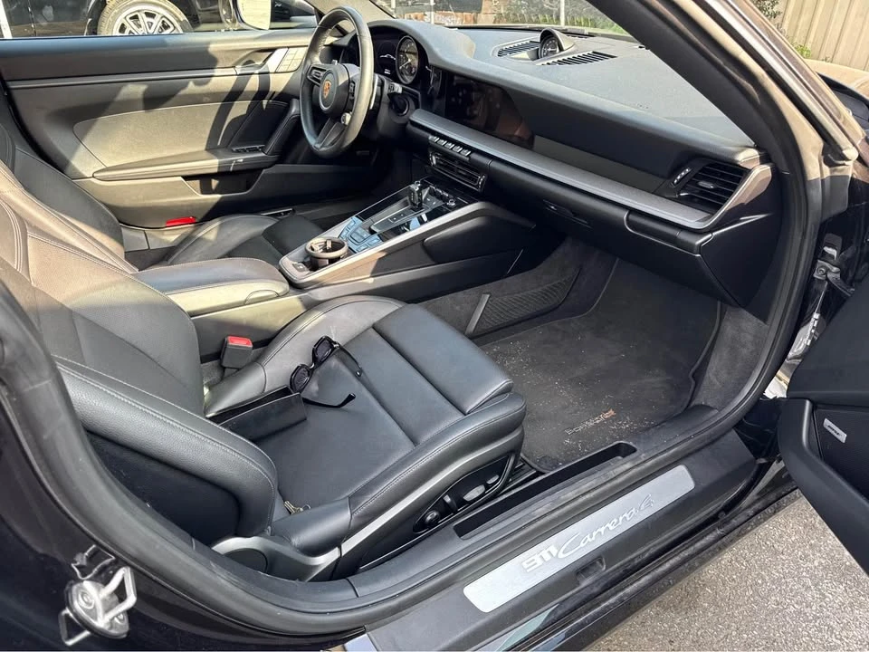2022 Porsche 992 Carrera 4 - Image 11 of 14