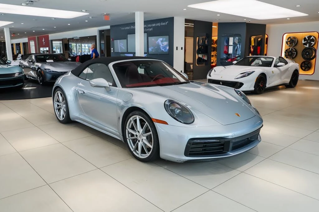 2022 Porsche 992 Carrera 4 - Image 11 of 31