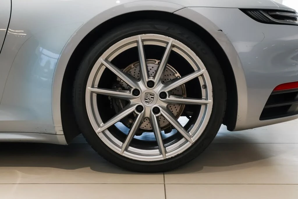 2022 Porsche 992 Carrera 4 - Image 30 of 31
