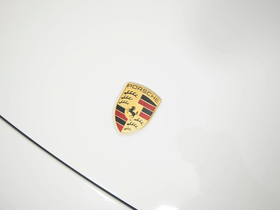 2022 Porsche 992 Carrera 4 - Image 15 of 31