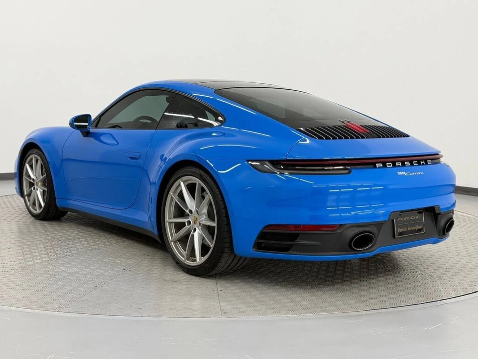 2022 Porsche 992 Carrera 4 - Image 3 of 31