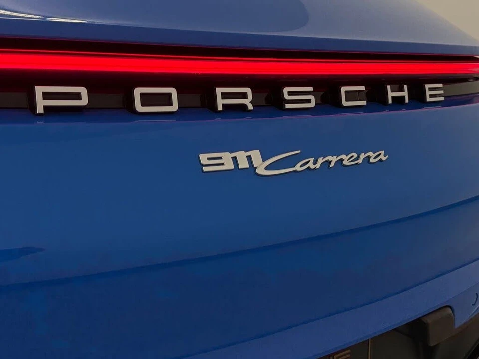 2022 Porsche 992 Carrera 4 - Image 31 of 31